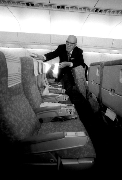 airplane_1_002
